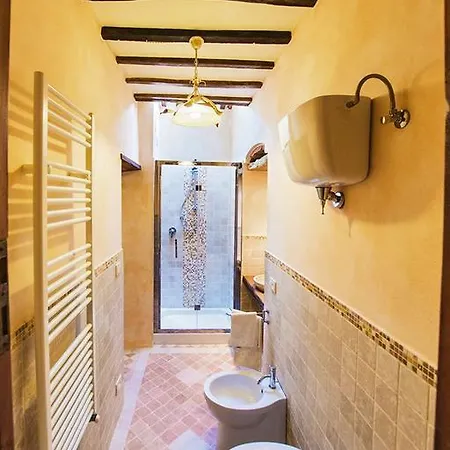וילה Borgo Valecchie קורטונה